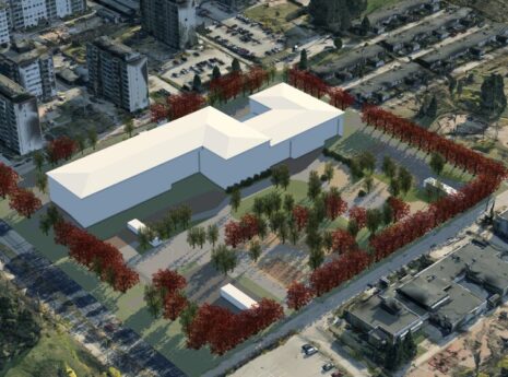 Tarvemallinnusta varten tehty rakennuksen massamallinus. Ilmasta kuvattu Kaukajärven koulun sijoittumista naapurustoon.